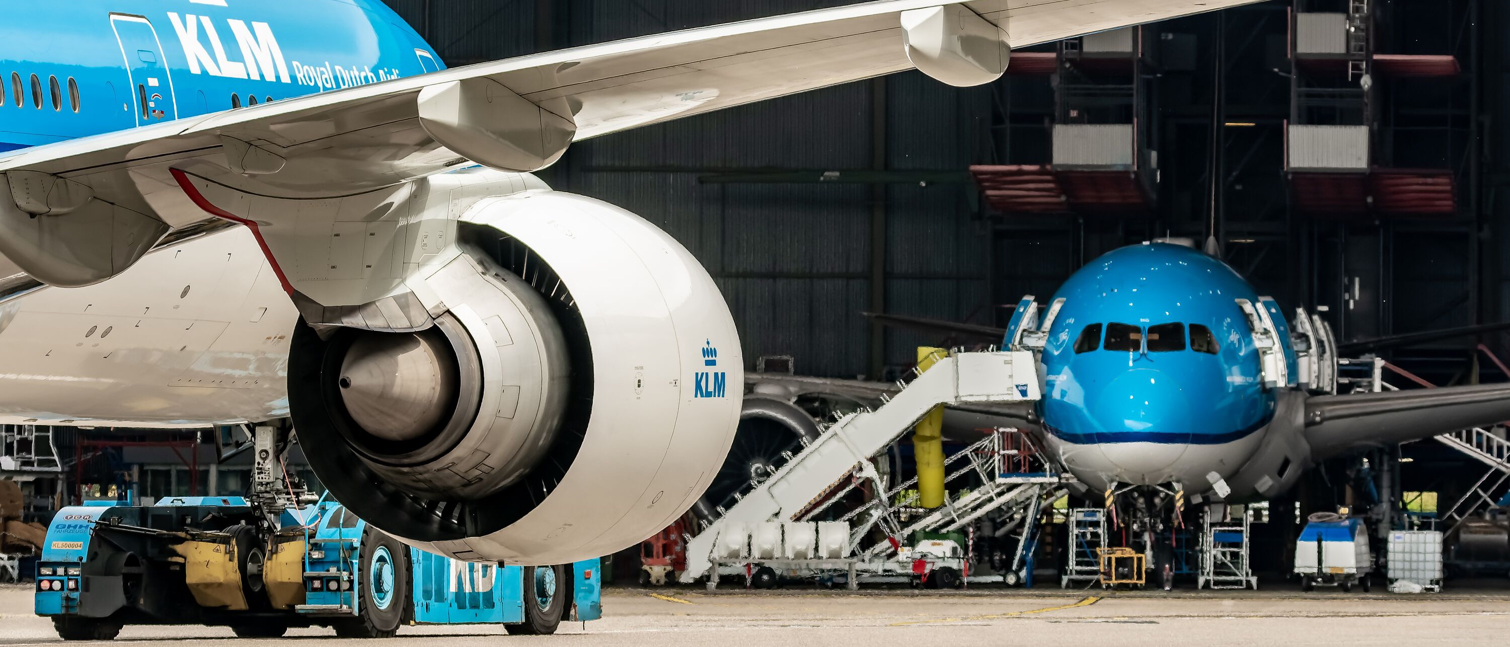 Aircraft maintenance and predictive maintenance technology